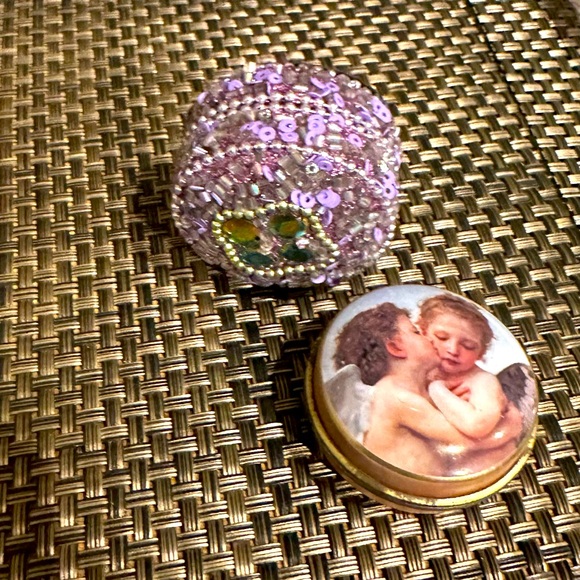 AuroraBorealis$🩷⬇️Crystals/Angels Decorate Lovely Little Retro Collectibles - Picture 5 of 8